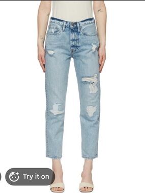 Frame Le Piper Jeans in Light Wash